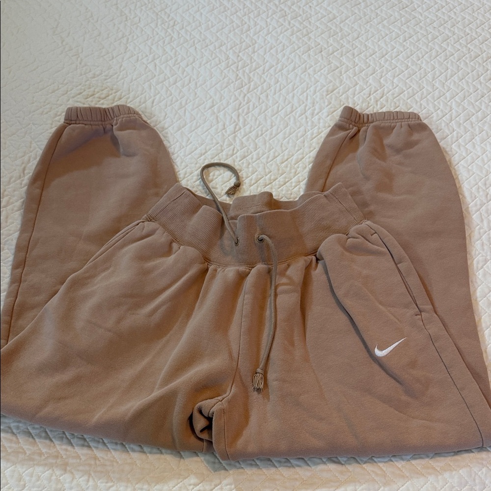 Nike Women’s Brown Joggers